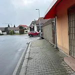 Cozy Place On The Edge Of Prague Apartment Sibrina