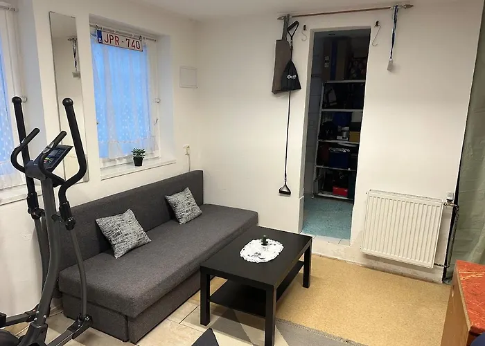 Cozy Place On The Edge Of Prague Sibrina